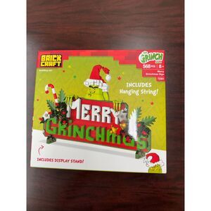 NWT Brick Craft The Grinch “Merry Grinchmas” Building Brick Set Sign